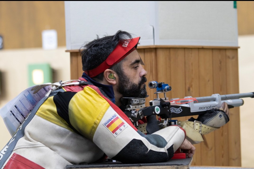💥💥A París!!!!
➡️Primeiro deportista galego clasificado!!!
🥇Ouro na proba de Corea do Sur de tiro.
O pontevedrés Juan Antonio Saavedra, clasificado para os seus sextos Xogos Paralímpicos con récord de España incluido (637.7 na cualificación) en rifle de 10 metros R3
📸 <a href="/FEDEDDF/">FEDDF</a>
