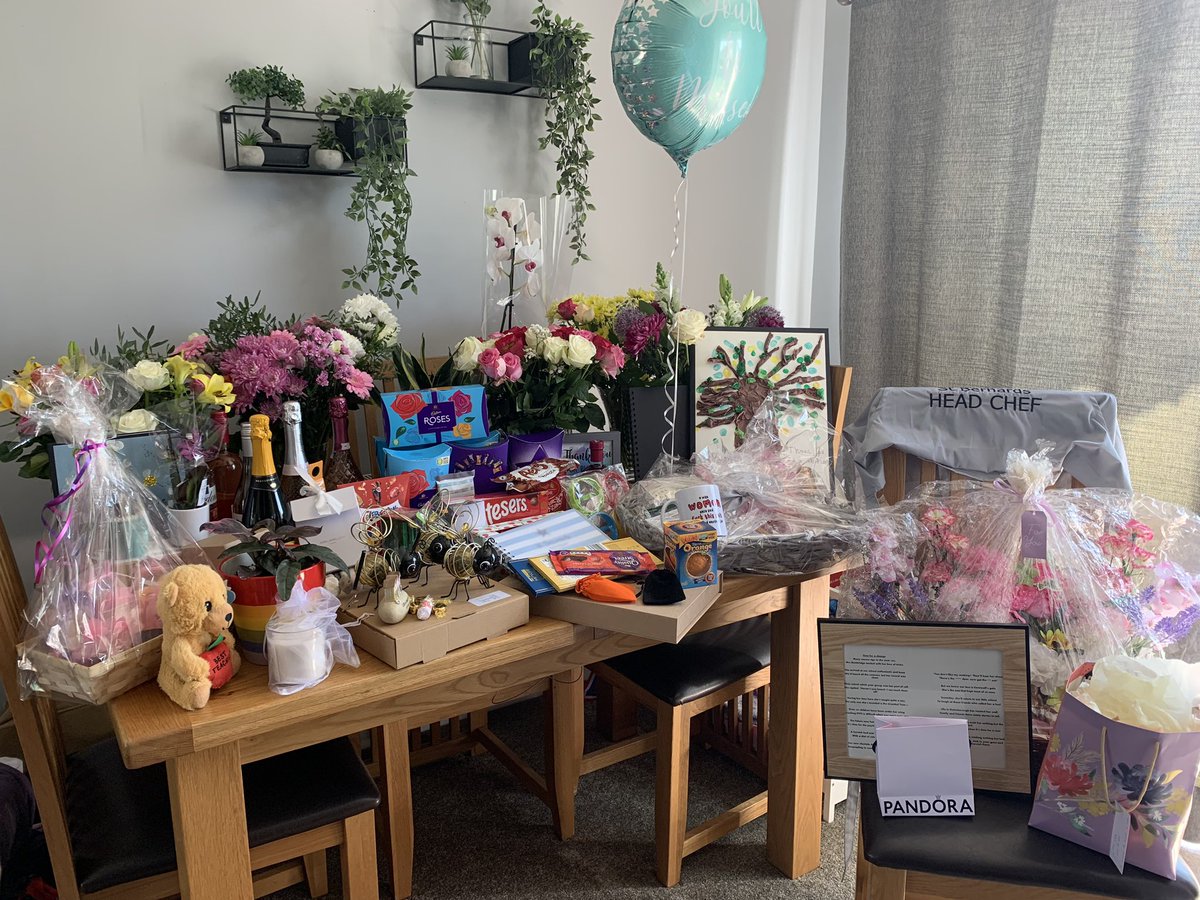 MrsBembridge20's tweet photo. @Benjamin_Adlard I am completely overwhelmed by the generosity and kindness of all the staff and parents. 
Thank you all! ❤️
Benjies really is the best school in the world! 👏 https://t.co/aF5ZyjeXsD