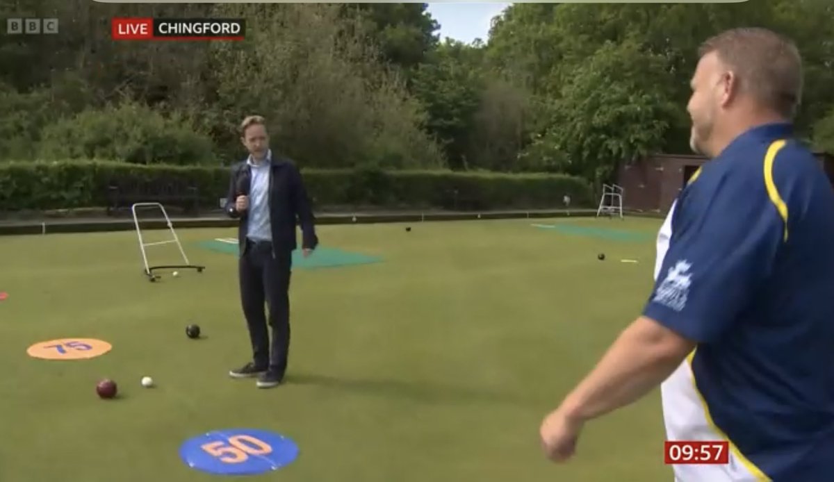 In quite a turn up for the books it ended up… Commonwealth Medalist: 1 BBC Reporter: 0 …in this morning’s live @BBCBreakfast bowls match. Lovely to meet @bowlercraig78 & everyone at The Connaught club to discuss @BowlsEngland’s #BowlsBigWeekend. Why not have a go? 😊