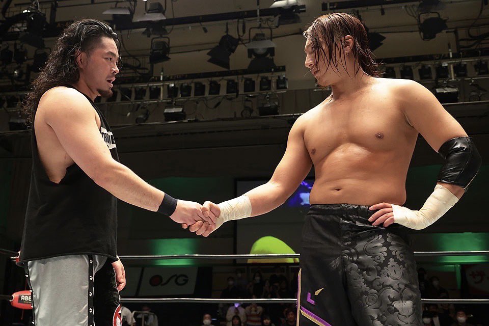 5月31日新宿FACEからスタート。

俺達が全てを変えてやる。

#noah_ghc 
#新宿FACE 
#完売御礼