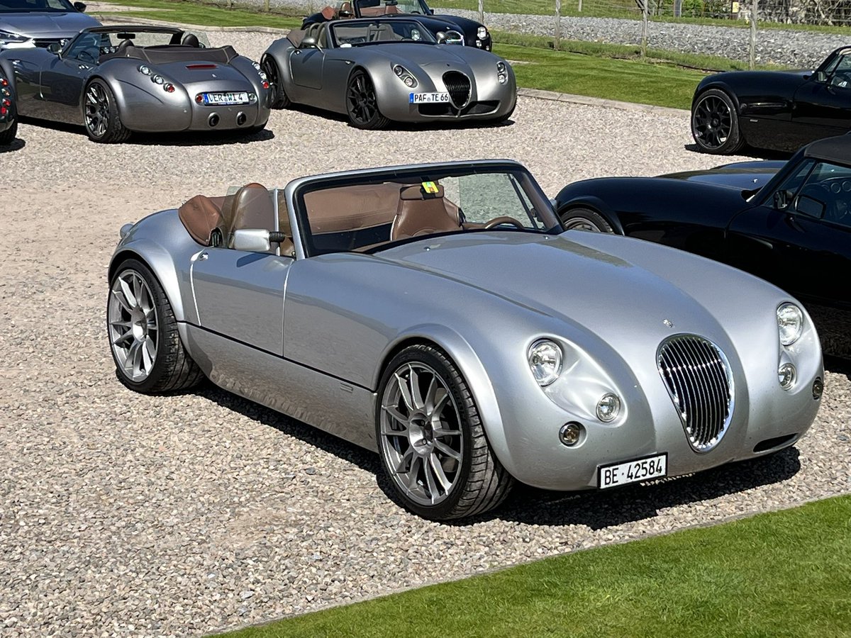 Baldy754's tweet photo. Bumped into a #weismann Scottish road tour on the A9 yesterday. Beautiful cars look and sound superb. Amazing to see a pack of 31 in the wild together! https://t.co/MuGnz6NeIA