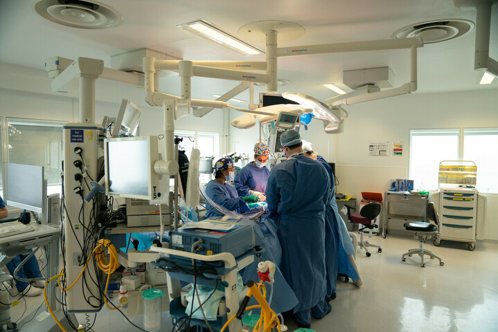 We have a vacancy for an anaesthetic practitioner/ODP to join our team in Theatres. 

Theatre practitioners are critical to the smooth running of theatres in our hospitals – do you have the relevant experience to join us? 

Apply now: jobs.nhs.uk/candidate/joba… 

#WeAreTheNHS