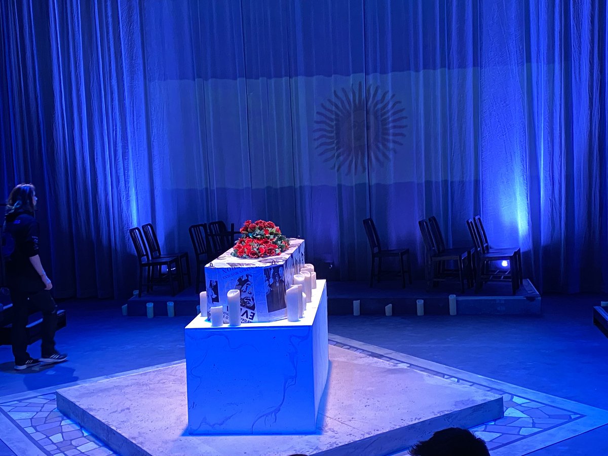 Cat the SM tweet media