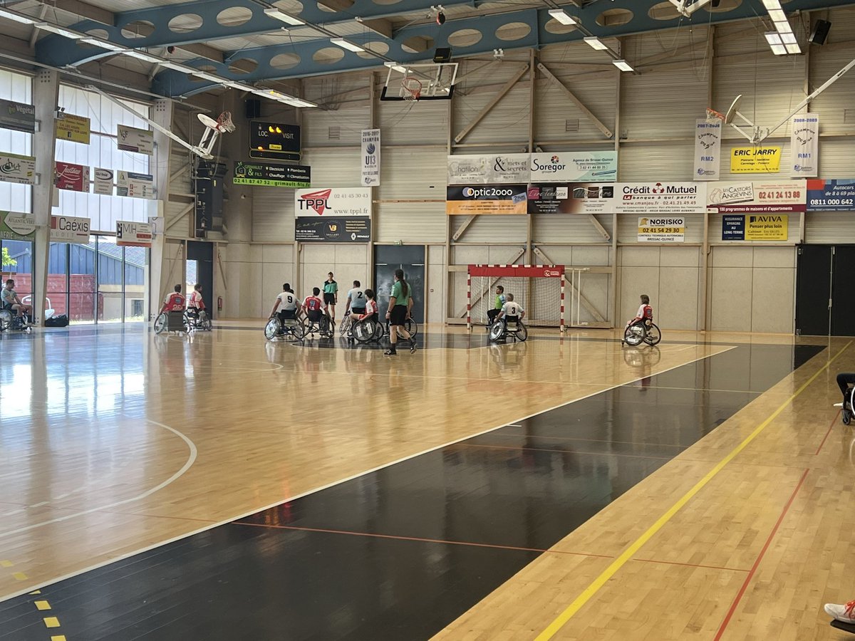 Lancement des finalités de la Coupe des Pays de la Loire avec les demi finales de Hand Fauteuil. Bravo à l’ensemble des acteurs. Rendez vous à Brissac Loire Aubance (49) pour la suite du programme. <a href="/HandPaysdeLoire/">Ligue Handball Pays de la Loire</a> <a href="/BrissacLoireAub/">BrissacLoireAubance</a>