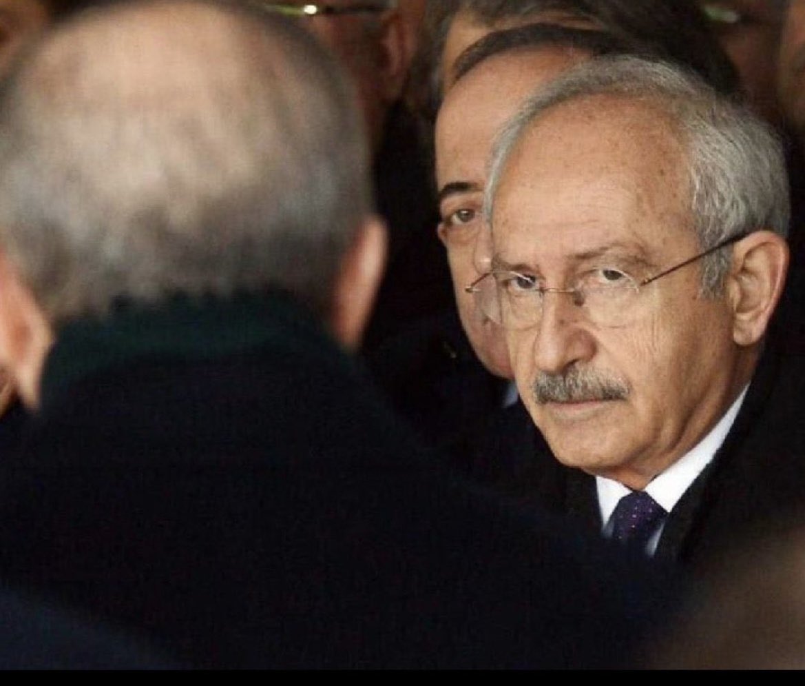 2 hafta önce bu zamanlar karında kelebekler, alkol stoklamalar…aynı heyecan yok belki ama umut hep var 🫶🏻 #SandigaSahipCik #28MAYIS #OylarBayKemale