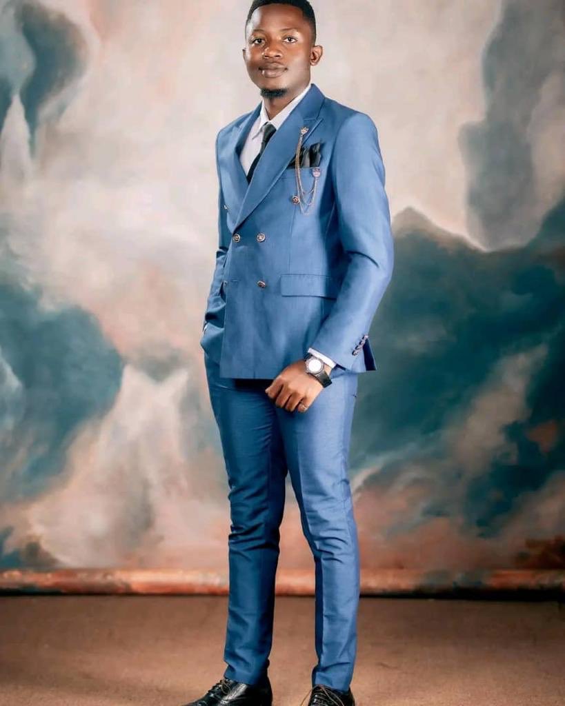 Nos cœurs sont déchirés en apprenant ta brusque disparition. Nous présentons nos condoléances à ta famille et à toute la communauté universitaire de l’UEA. Repose en paix Pacifique