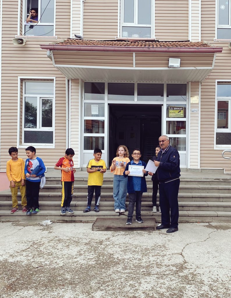 <a href="/konyamem/">Konya İl MEM</a> <a href="/kuluilcemem/">Kulu İlçe Millî Eğitim Müdürlüğü</a> <a href="/CaglayanMehmett/">Mehmet Çağlayan🇹🇷</a> <a href="/halilkoc3/">halil koc</a> <a href="/HalilDo78831552/">Halil Doğan</a> Kulu İlce Milli Eğitim müdürlüğünün düzenlediği 4.sınıflara yönelik izleme ve değerlendirme sınavında dereceye giren öğrencilerimize Alparslan İlkokulu olarak belge takdim ettik. Başarılarının devamını dileriz.