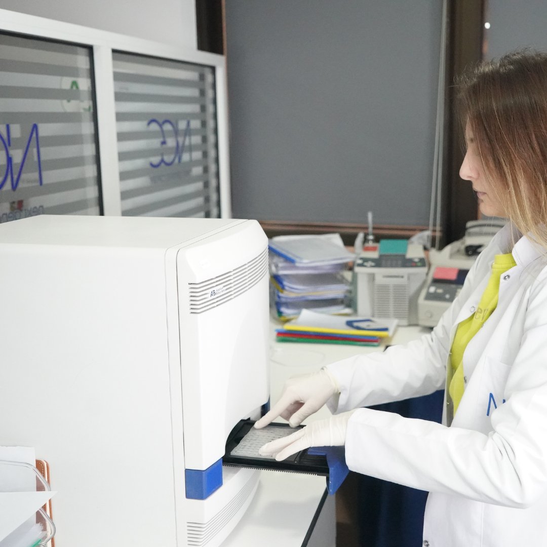 Teknolojik alt yapımız ve yeni nesil genetik sloganı ile tıbbi genetiğin en çağdaş test ve yöntemlerini herkesin anlayabileceği basitlikte, ulaşılabilir olarak sunmak en büyük hedefimiz.

#NextGeneticCenter #genetik #İstanbul #sağlık