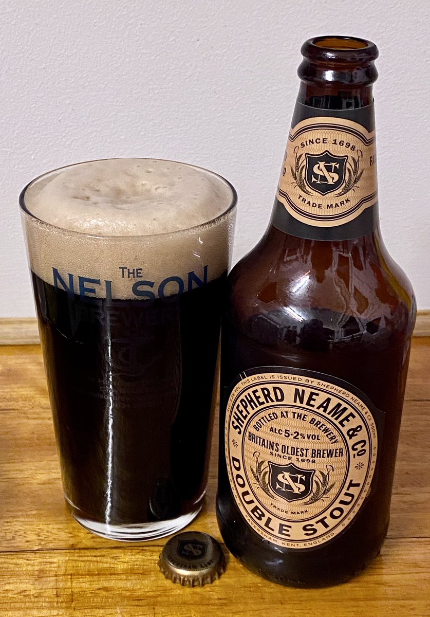 Still celebrating #KentDay with a 5.2% ABV Double Stout from Kent brewer @ShepherdNeame 🇬🇧 in a glass from @nelsonbrewery also in Kent! 
Kentish Cheers!
Or should that be Cheers of Kent…?