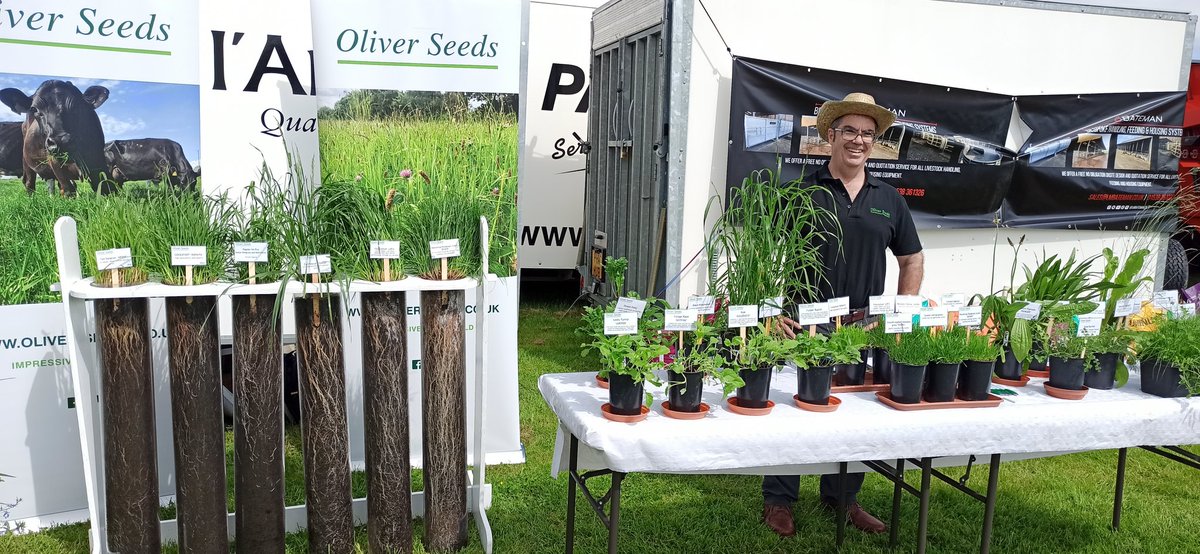 JuliaSoilsister's tweet photo. Another fascinating display from @Oliver_Seeds @DLFSEEDS_UK @paolomuto #impressiveinthefield enjoying a day off #northumberlandcountyshow2023 https://t.co/AUwM0wfiir