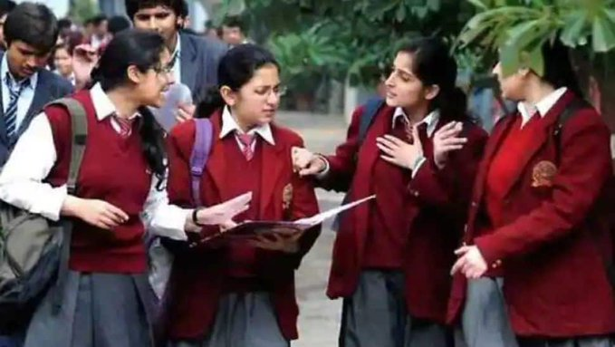 abohra211's tweet photo. AHSEC Decision For Bodo Language: असम हायर सेकेंडरी एजुकेशनल काउंसिल ने आर्ट्स स्ट्रीम के लिए बोडो मीडियम लागू करने के निर्देश दिए हैं। ऐसे में स्टूडेंट्स अपने सब्जेक्ट्स बोडो भाषा में पढ़ सकेंगे।
#Assam #AHSEC #BodoLanguage #School #education https://t.co/p4HhlPfznm
