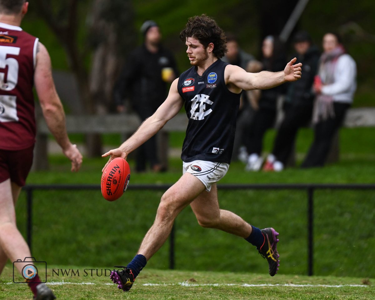 Both teams were winless going into todays <a href="/northernfnl/">Northern FNL</a> Div 2 relegation battle, and it was Epping who who were far too good winning by 43 points over <a href="/LPBearsfc/">Lower Plenty FC</a>.