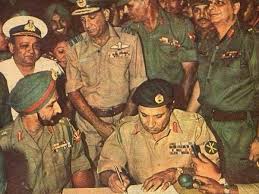 #پاکستان_پوچھتا_ہے
The real #WallOfShame in Pakistani history, when 93000 surrendered to Indian Army.