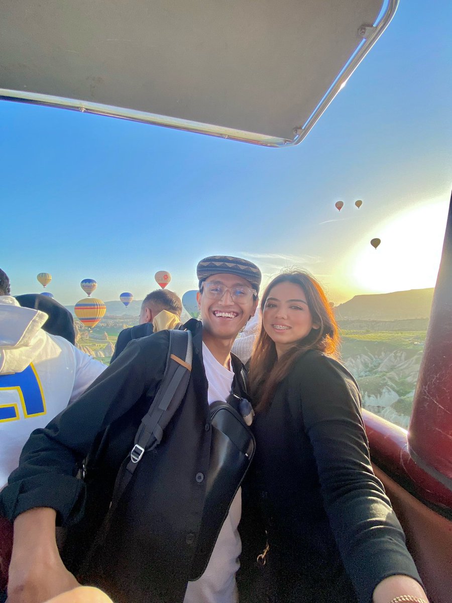 Arinamustaffa's tweet photo. Cappadocia is my dream mas! Not her!🇹🇷
Thank you Husband for everything🤍 https://t.co/jv6WH3EPCE