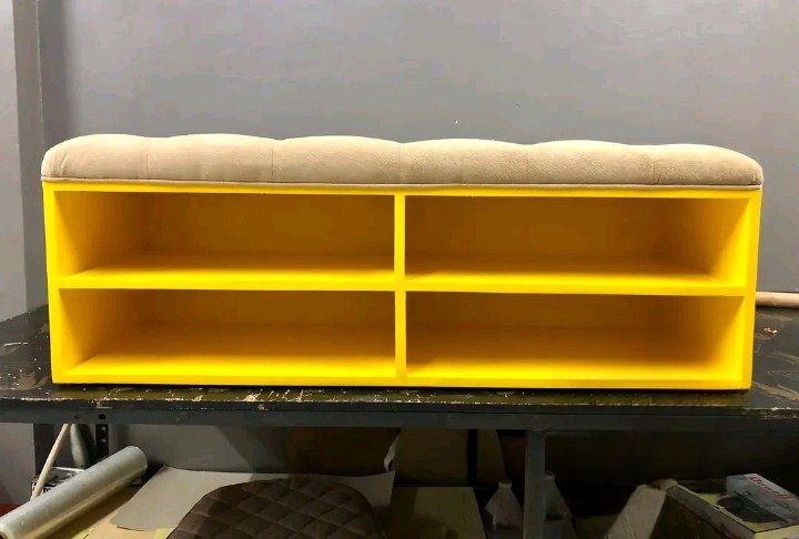 LeoInteriorsUG's tweet image. When it comes to putting your feet up, the ottoman storage bench is the premier in both comfort &amp;amp; utility. Storage ottomans provide you with a dual-purpose piece of furniture. They’re great to sit on but ideal for storing toys, books, etc.
#ShoeStorage #Ottoman #StorageBench