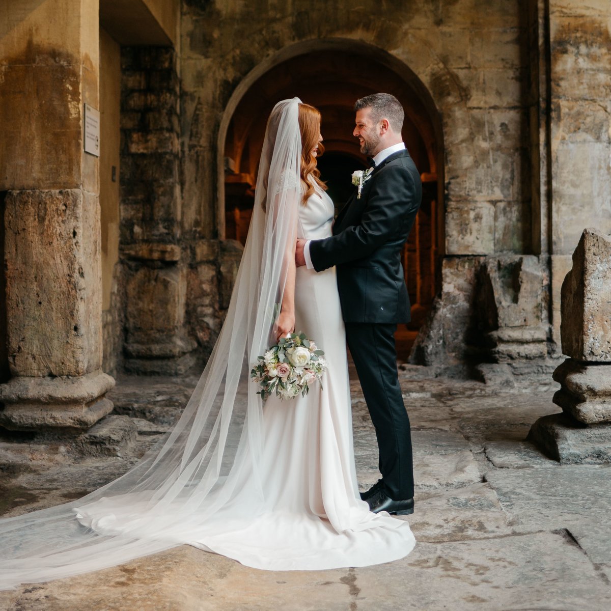 The award-winning @RomanBathsBath are perfect for elopements, intimate and large ceremonies and receptions. You can stay with us from £179 including breakfast: bit.ly/30yhyg7 (📸: Amy Sands)

Book your stay: bit.ly/3RbonZq - #hotelindigobath #top50boutiquehotels