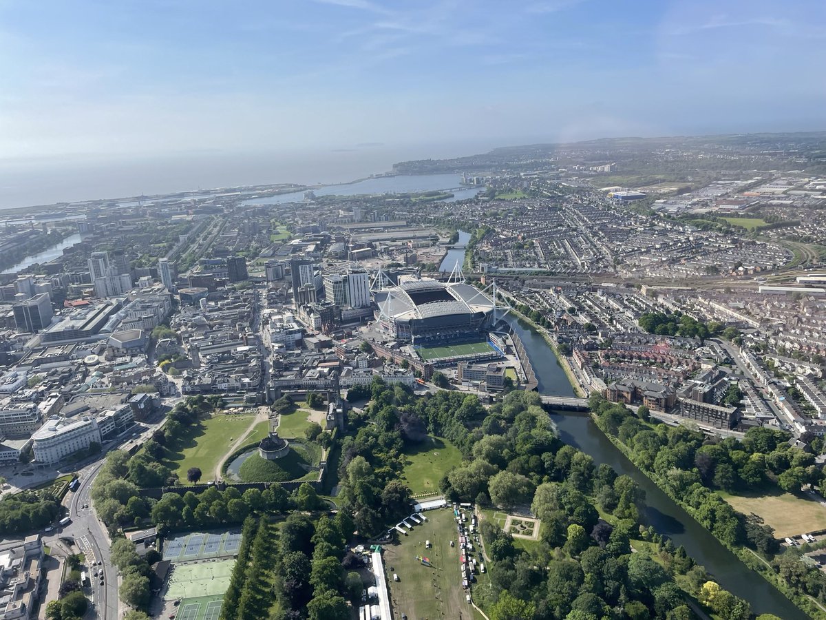 Morning all from #StAthan.

We’ve been out this morning to assist @gwentpolice.

I was considering asking you all to guess the location but seems a little too easy.

Enjoy the bank holiday weekend.

^JS