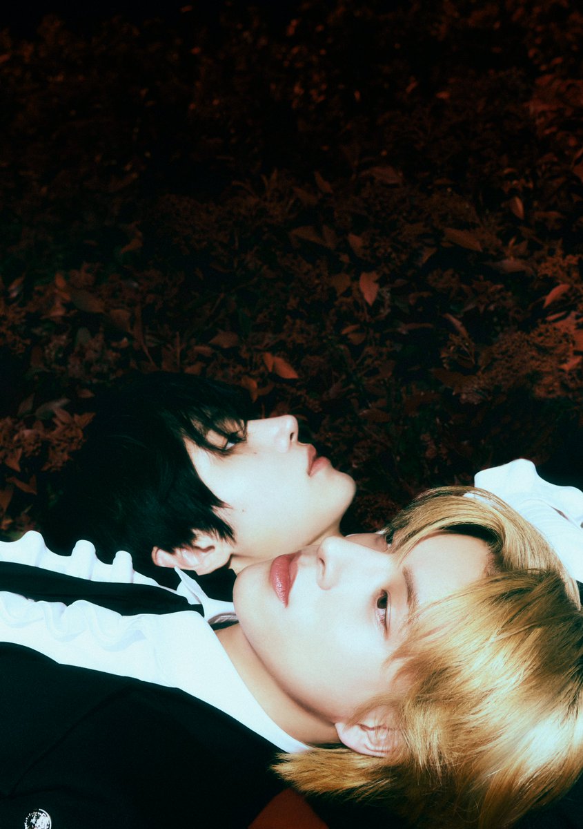 WeSpiceKids's tweet photo. “This mark on the neck is a sign of our destiny,” they say. And this is what we call a masterpiece. Congratulations on your comeback, Jake, Sunghoon and Jay! (Watch Bite Me music video: https://t.co/2EVWeC6ITP) https://t.co/o0F7i4qsjQ