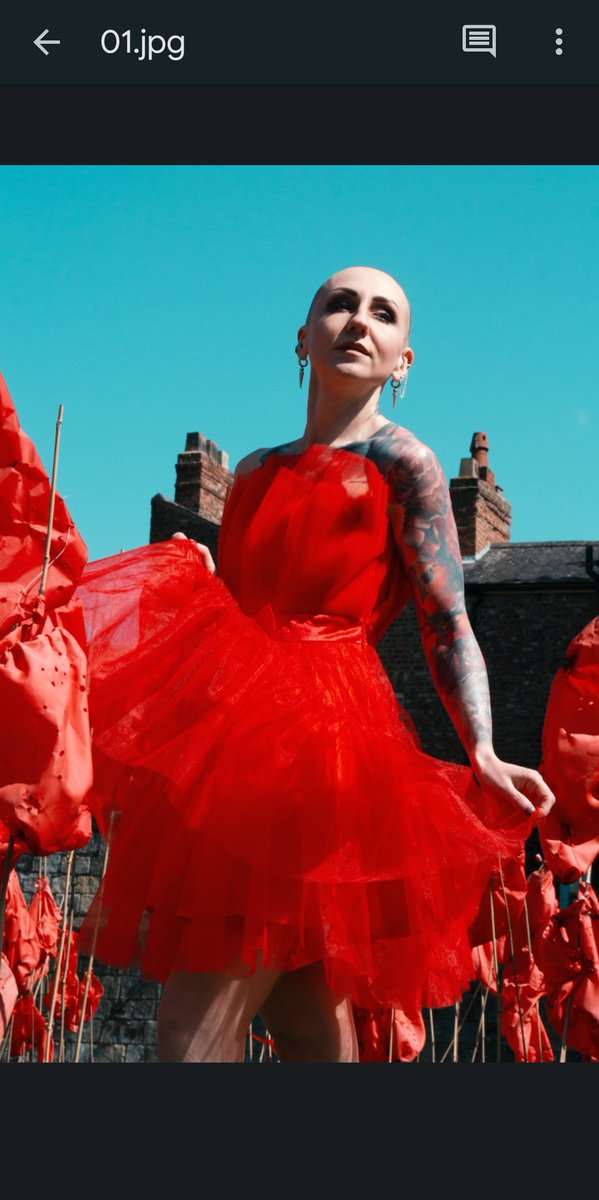 BeaLast's tweet photo. sneekypeep
Delighted that #TheRedBags #AestheticaArtPrize23 Sculptural Drawing Installation @yorkartgallery has been used for a #fashion shoot by photographer Hannah Lunn. @hannahlunnphotography
@YorkArtGallery
@womensart1 @WeAreWIA @sca_net
Model @izzy_holliday #Russian https://t.co/yE2NDb3KgN