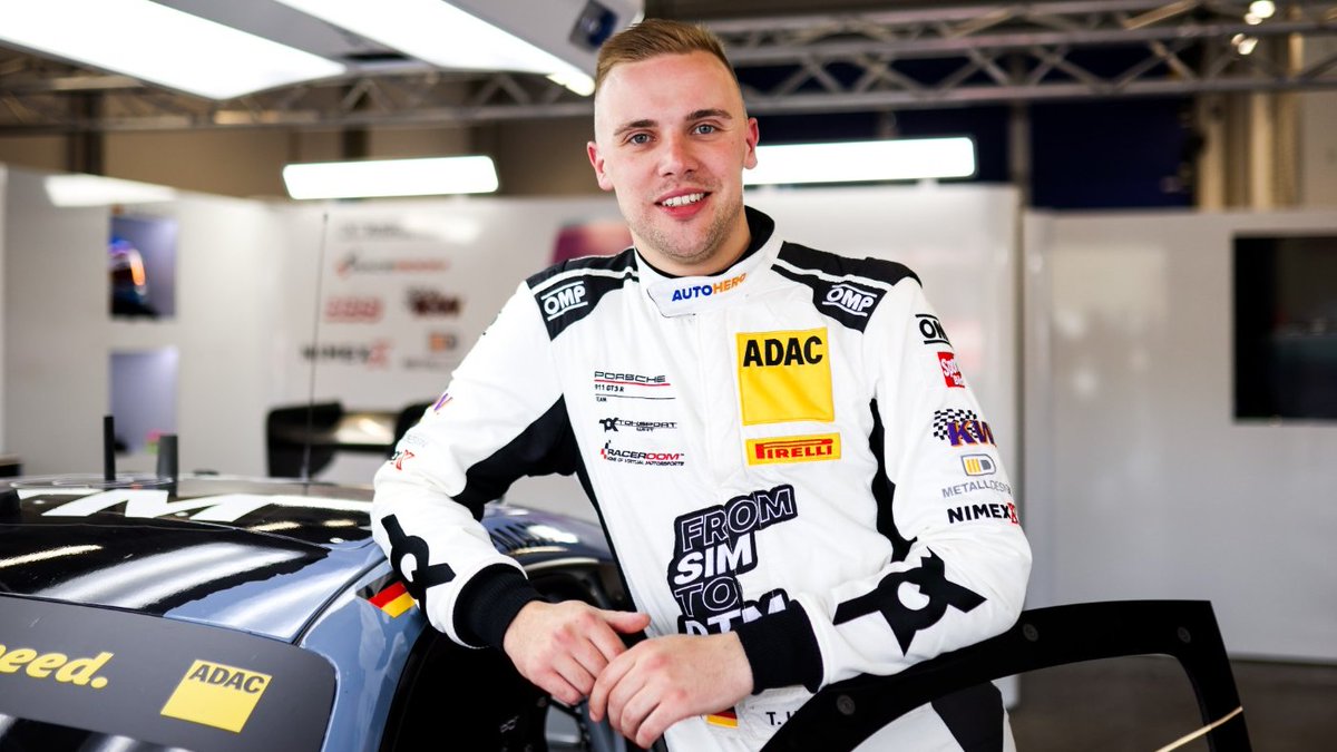 PorscheRaces's tweet photo. #DTM - Race 1 of the season is only 15 minutes away (1.30 pm CEST). The #Porsche #911GT3R drivers @ThomasPreining1, @heinemann_tim and @laurinheinrich_ start from P6, P7 and P9 respectively. 
Watch all the action live: https://t.co/sA04pBZcjU https://t.co/5Ahz4ICIP0