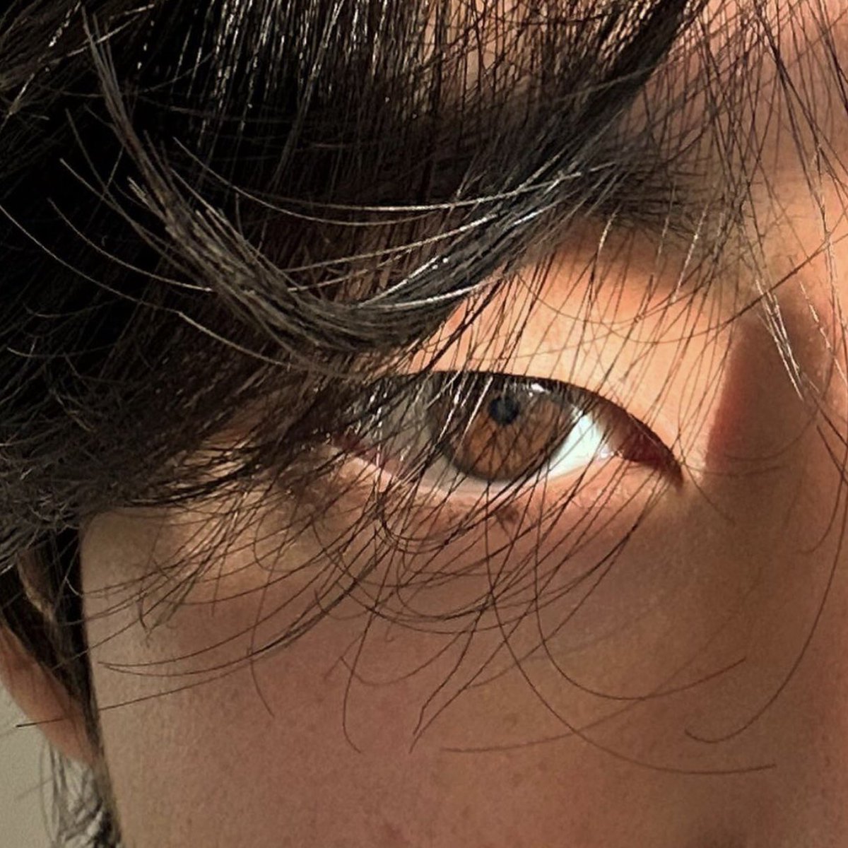 taehyung thinker tweet media