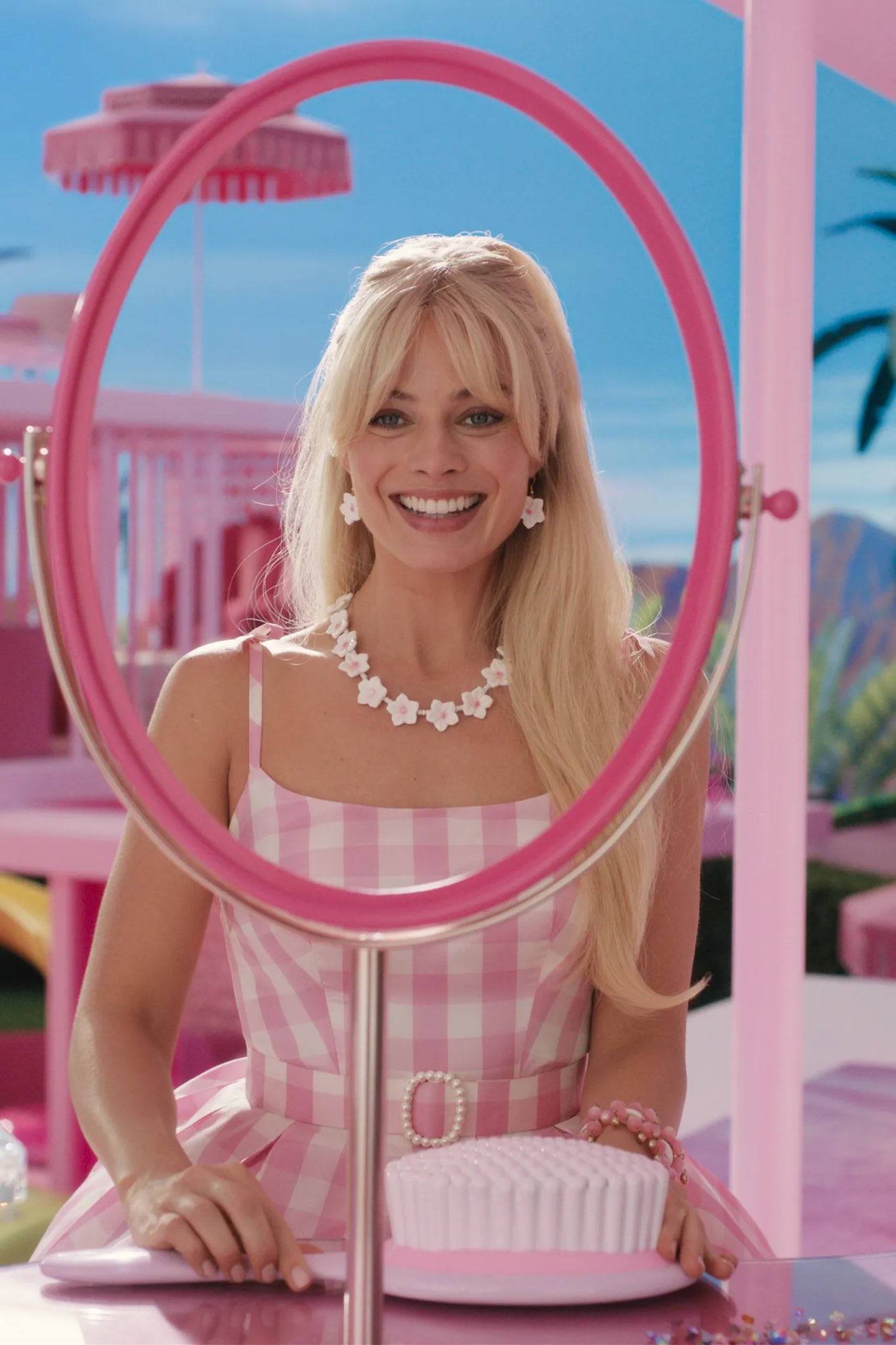 roxy-2-days-on-twitter-build-your-own-barbie-outfit