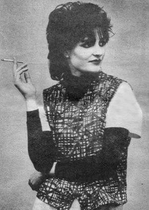 Happy birthday to the incredible siouxsie sioux 