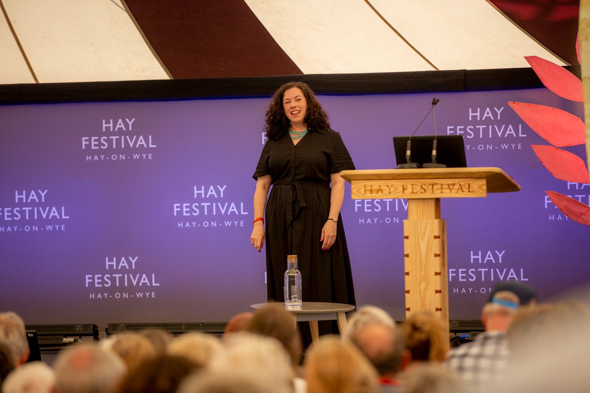 Prof Rebecca Mitchell (<a href="/rnmitchell/">Rebecca N. Mitchell</a>)
spoke today to a sold out crowd at the #HayFestival2023 on 'Indolent Luxuriousness: Oscar Wilde’s Queer Laziness', and his campaign to cultivate an impression of idleness, if not cultivating idleness itself.