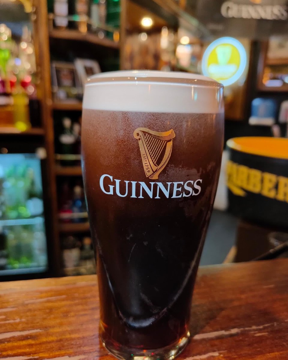 GUINNESS🤩

Fun Fact~ The average pint of Guinness contains 0.3mg of iron, an essential mineral for human health! 💚

Why not let us look after you this weekend 😏

#DrinkResponsibly #DrinkSafe