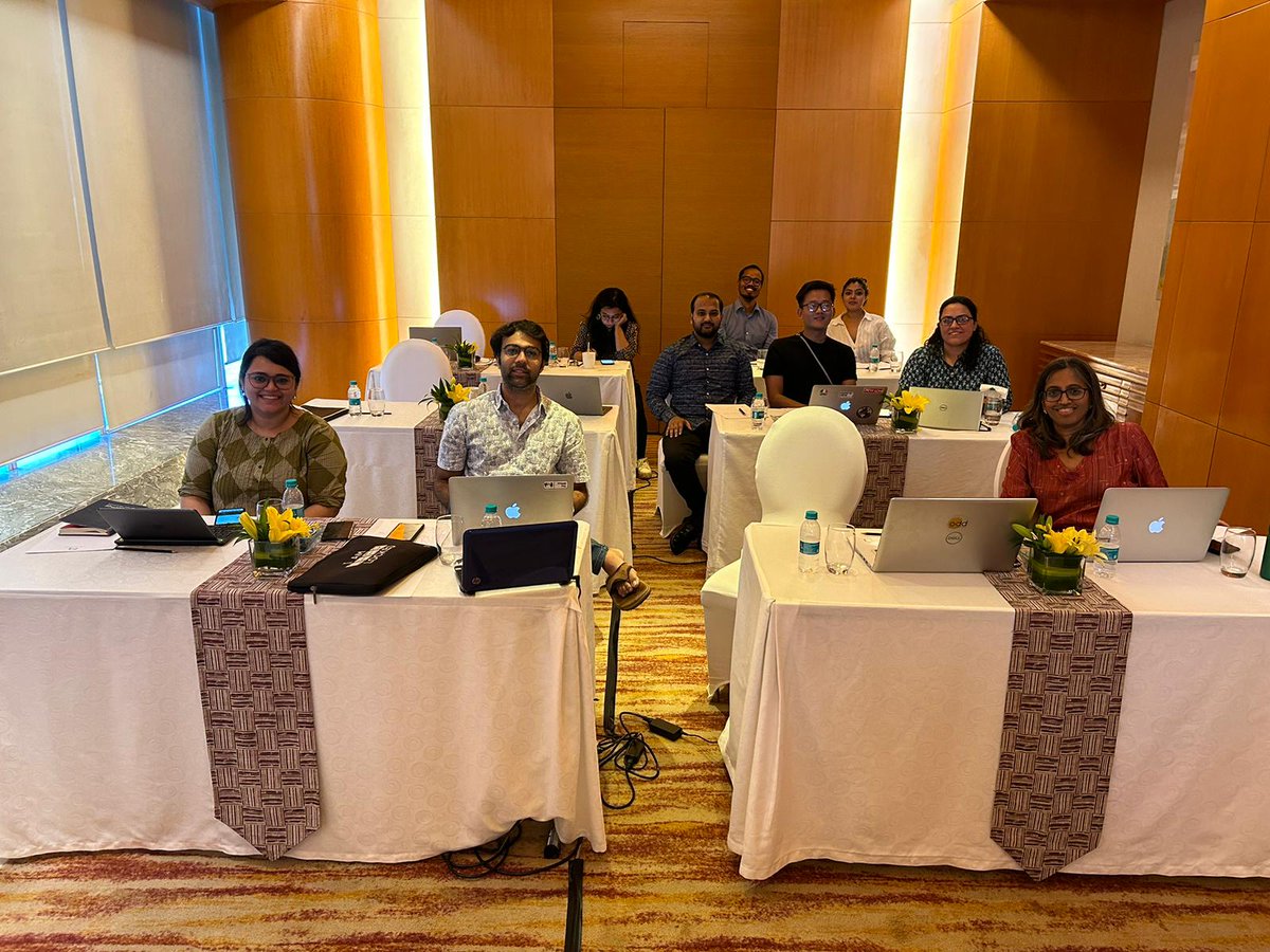 SauravK1890's tweet image. An enlightening 5 days training of @TRF on &quot;Reporting on Human Trafficking and Labour Exploitation&quot; ends with a NEW BEGINING

Sessions on #SolutionJournalism &amp;amp; #DataVisualisation upgraded our skills

Loads of thanks to trainers @kcbudhraja @Rolionaroll &amp;amp; @sanjit_oberai