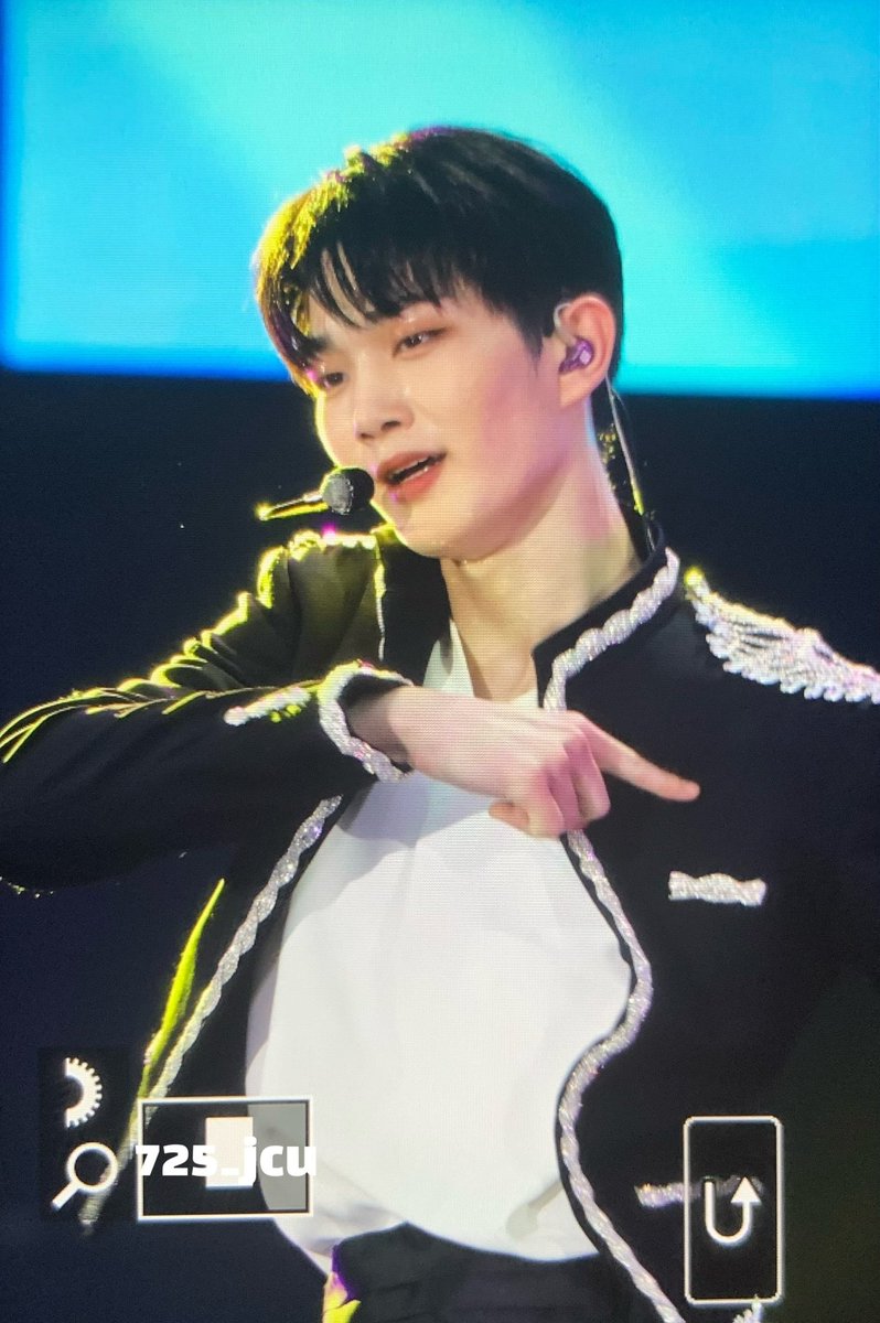 725_jcu's tweet photo. 230527 드림콘서트PRE
#드리핀 #DRIPPIN #창욱 #CHANGUK https://t.co/FAEp0B8Zw4