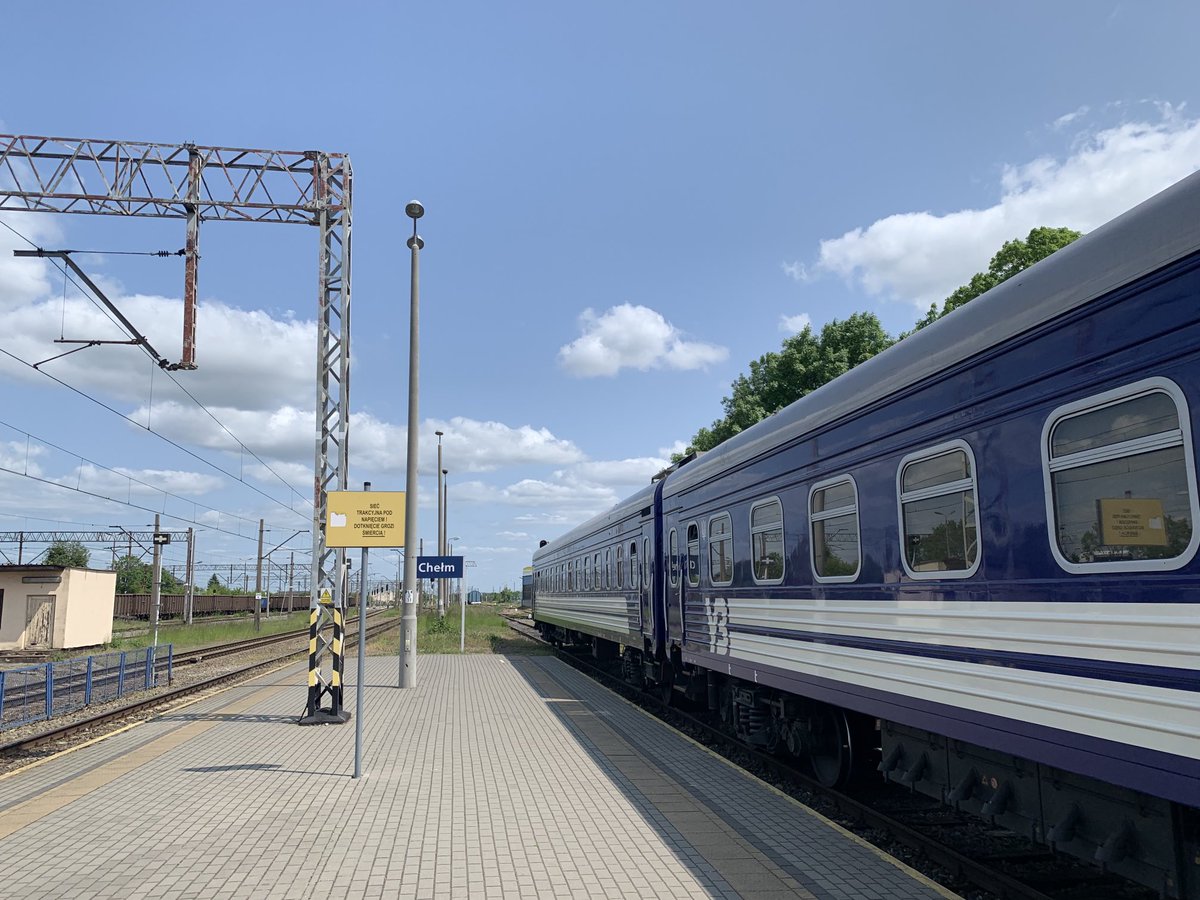 Constanze Stelzenmüller (@constelz) on Twitter photo End of a memorable journey—thank you <a href="/Ukraine/">Ukraine / Україна</a>, and @ukrzaliznytsia can you please take over the German rail network? End of a memorable journey—thank you <a href="/Ukraine/">Ukraine / Україна</a>, and @ukrzaliznytsia can you please take over the German rail network?