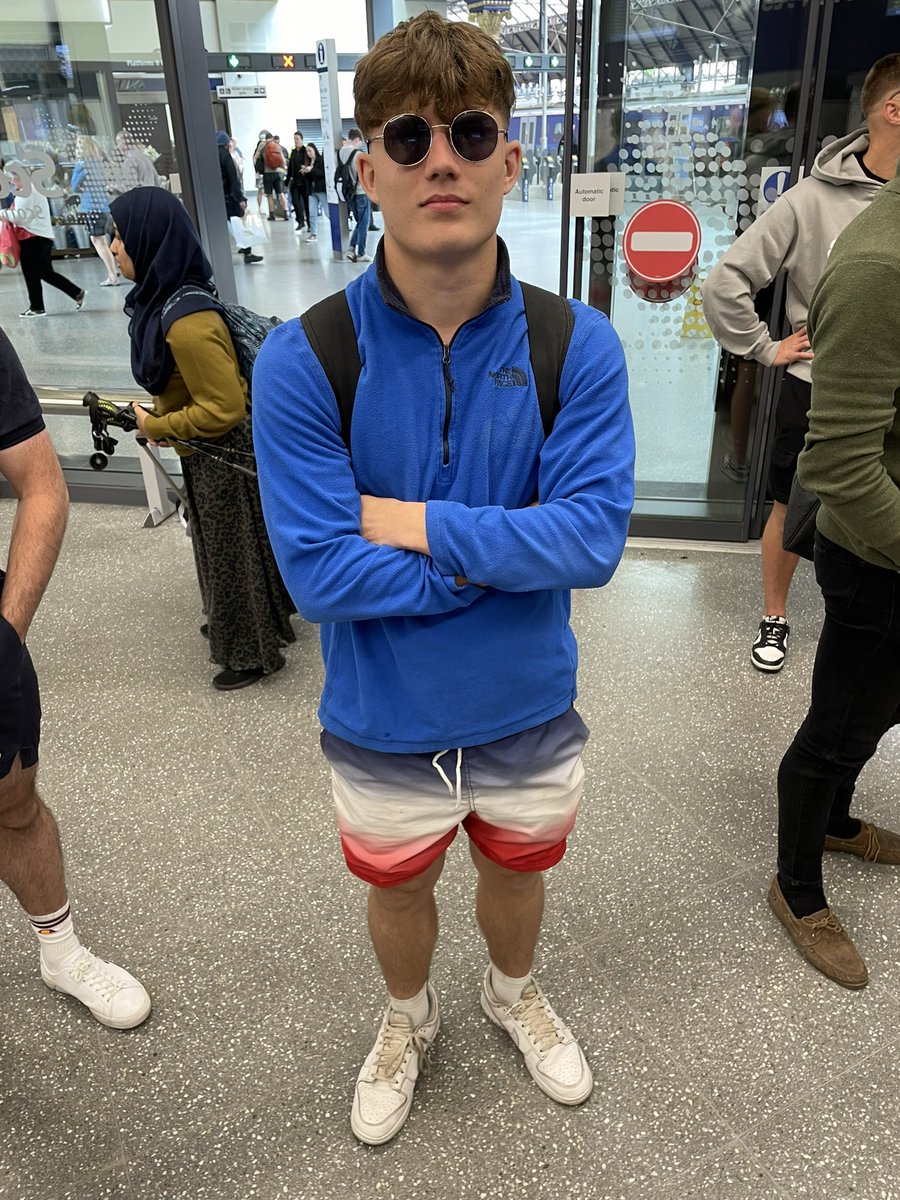 NoContextSws's tweet photo. Stirling (A) https://t.co/z0ISktLWeu