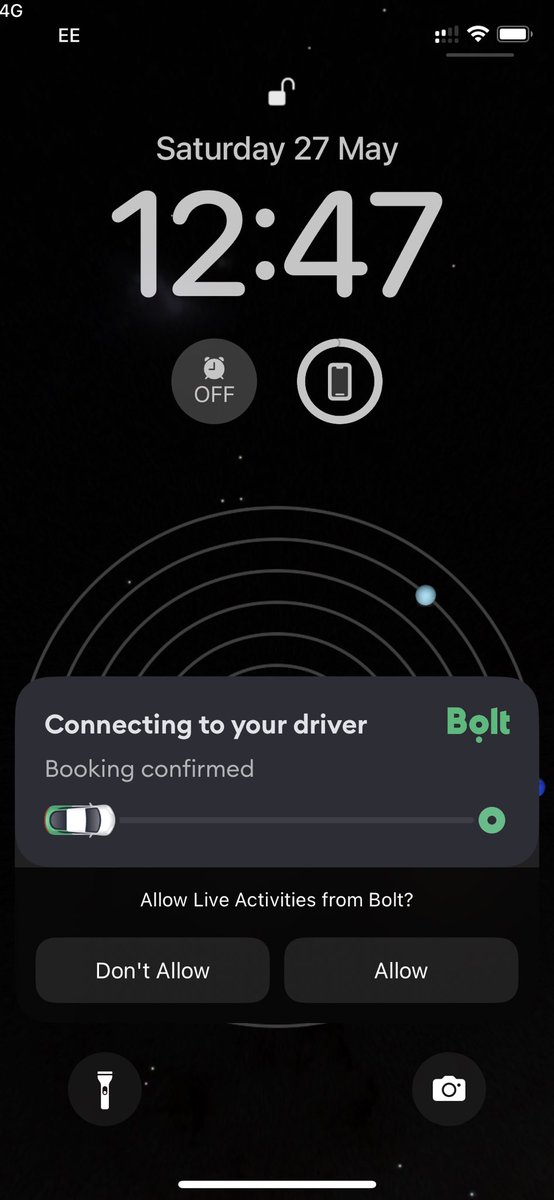 g0dj4n's tweet photo. Lock Screen tracker from @Apple seems to become the most useful feature for me https://t.co/fpPAUDOR1i