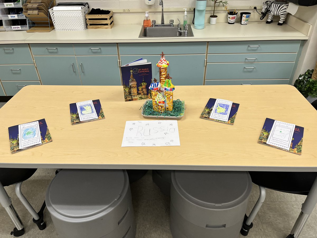 Mrs. Brenize tweet media