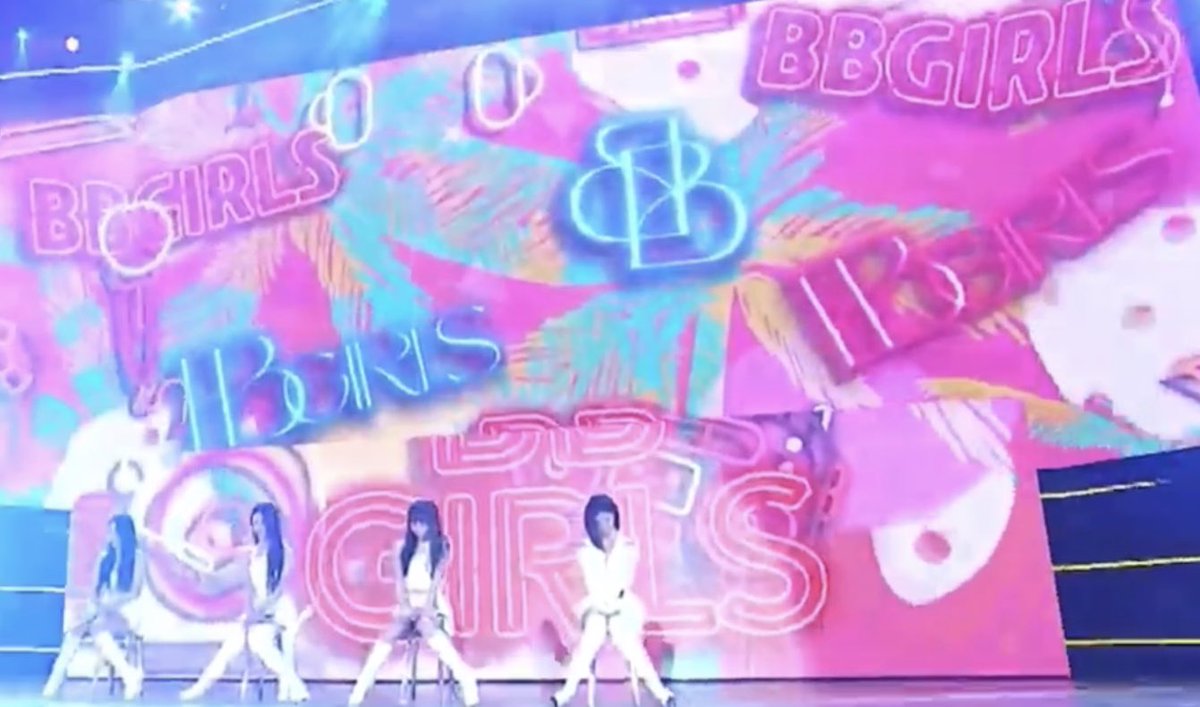 Could that be an official BB Girls logo in the back or just a placeholder till their debut?

#BBGirls #브브걸