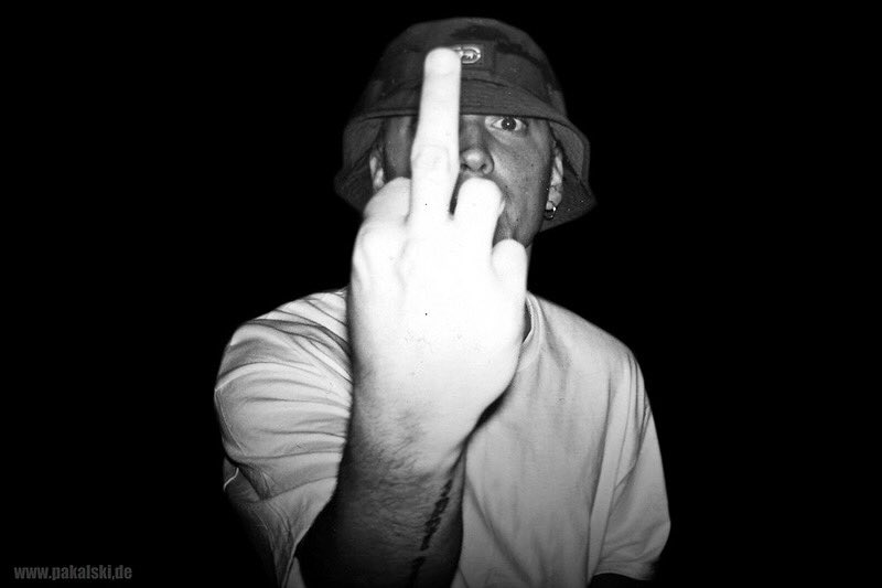 MathersArchive's tweet photo. Eminem photographed by Ben Pakalski in Zürich, Switzerland, on November 3, 1999.

Eminem performed on November 3, 1999 at the X-TRA concert venue in Zürich as part of ‘The Slim Shady LP Tour.’

(Photography: Ben Pakalski)
#Eminem https://t.co/mJVLa40Kqe