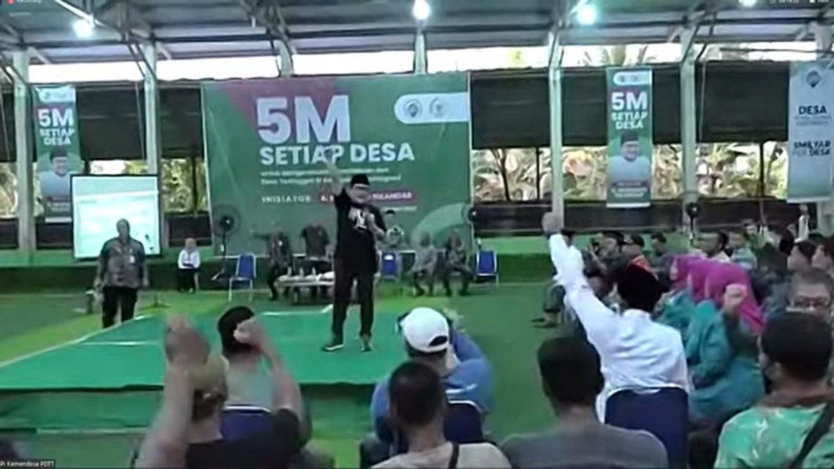Dana Desa untuk  kesejahteraan masyarakat  desa 
#GusMuhaimin
#DanaDesa5Milyar
<a href="/jokowi/">Joko Widodo</a> 
<a href="/halimiskandarnu/">ABDUL HALIM ISKANDAR</a>
@Kemendespdtt
<a href="/malik_haramain/">malikharamain</a>
<a href="/imansyukri/">Iman Sukri</a> 
<a href="/zainul_munas/">Zainul Munasichin</a>
<a href="/taufikmadjid71/">IG : taufik.madjid</a>
@yusradaridesa