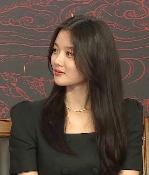 Who else is missing her so badly?🙋🥲

#KimYooJung #김유정 #KimYouJung
#DoDoHee #MyDemon