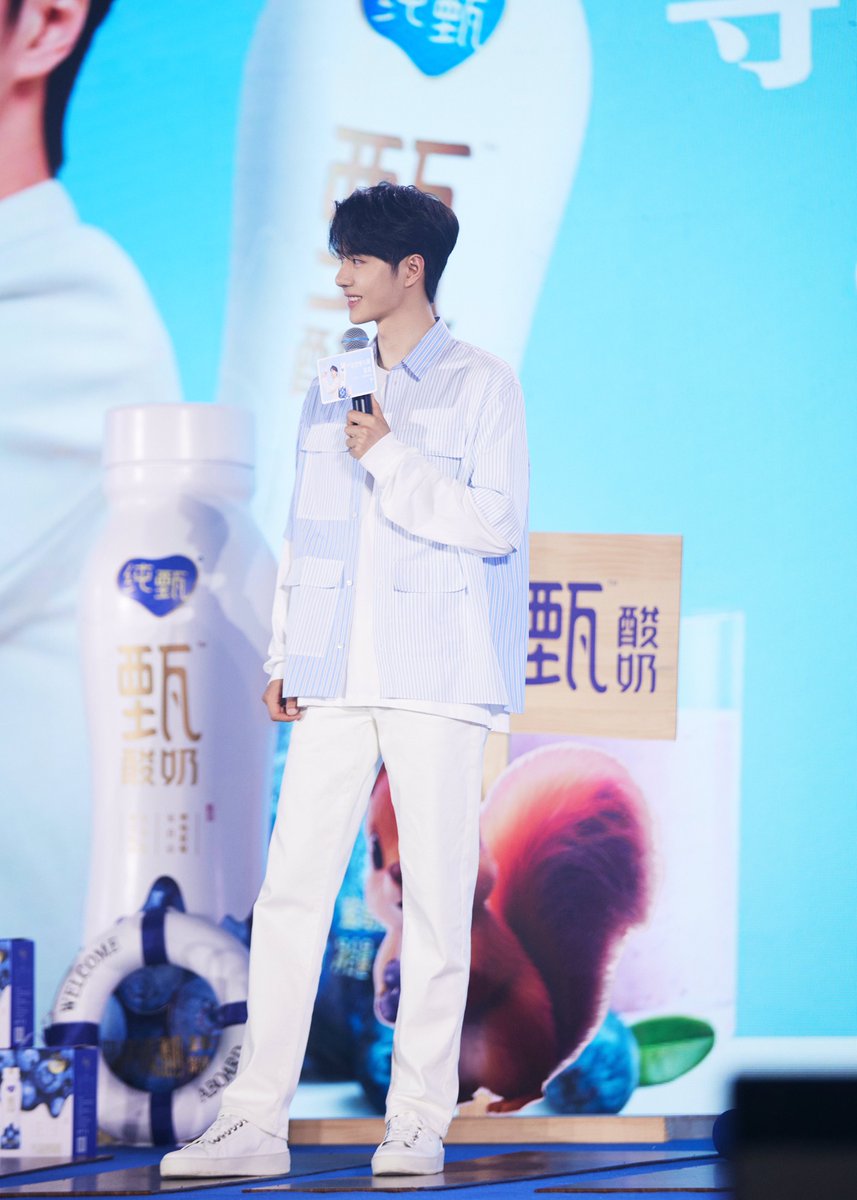 Yibo_Thailand's tweet photo. 230527 | YIBO-OFFICIAL weibo update
Chunzhen x #WangYibo Brand Meeting Event 

#หวังอี้ป๋อ #王一博 3/3
#WangYibo_ChunzhenFanmeet https://t.co/wgXWyrvEwy