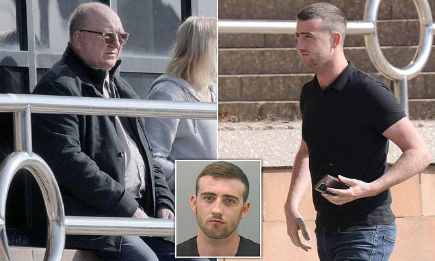DailyMail's tweet photo. Two paedophile hunters face becoming the first in the UK to be jailed https://t.co/pSWqfkKiqh https://t.co/ZGh01Mr0UC