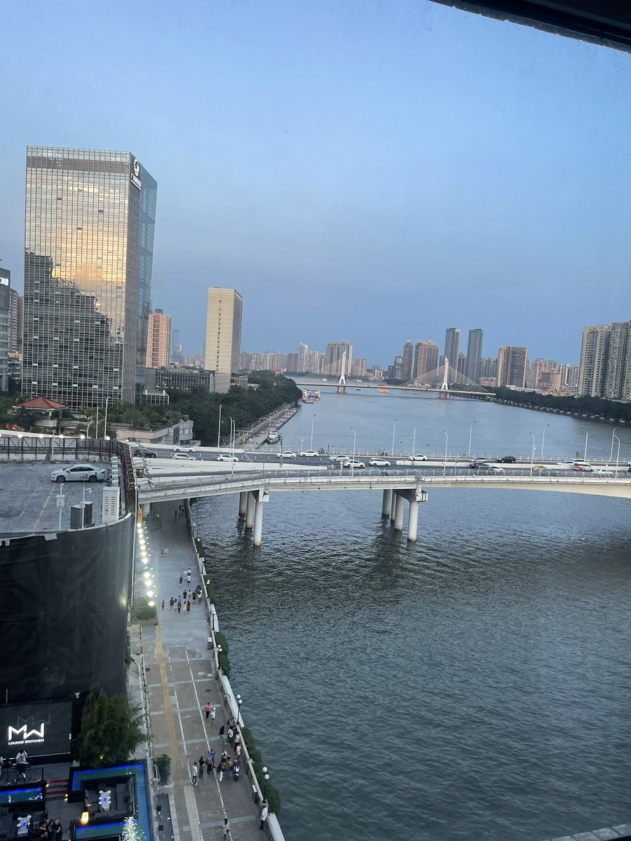 Krystal_Eth's tweet image. Debox广州小聚，广州俱乐部一线江景，cool ！@DeBox_CN