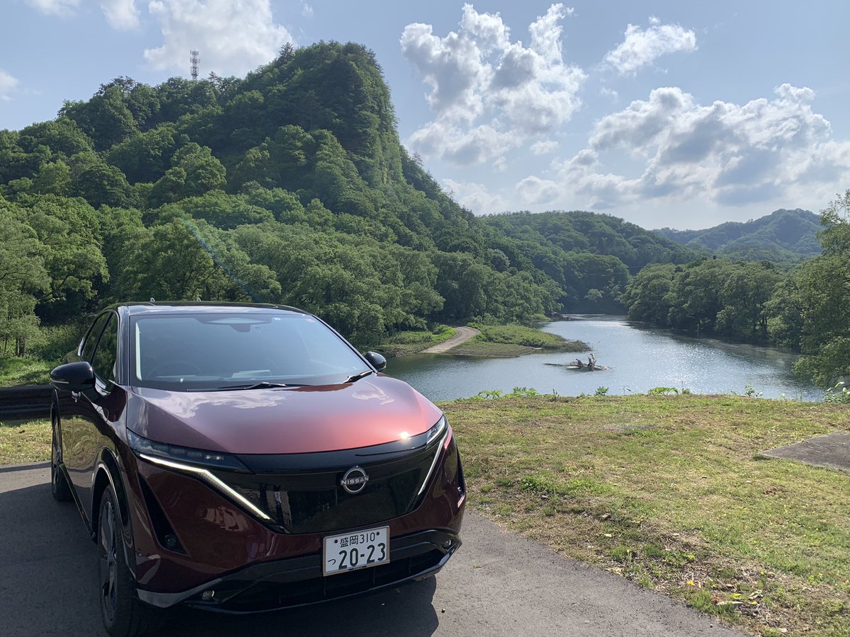 shinya_KANEKO_'s tweet photo. #BEVが醸す風景 #錦秋湖 #湯田ダム #貯砂ダム #水力発電所 #ネビラキカフェ #ほっとゆだ駅 #焼地台公園
#NISSAN #ARIYA #limited #B9e4ORCE
#EVChargeIINAspot
#EVmeter #BellEnergy株式会社 https://t.co/mxcE7X8HjN