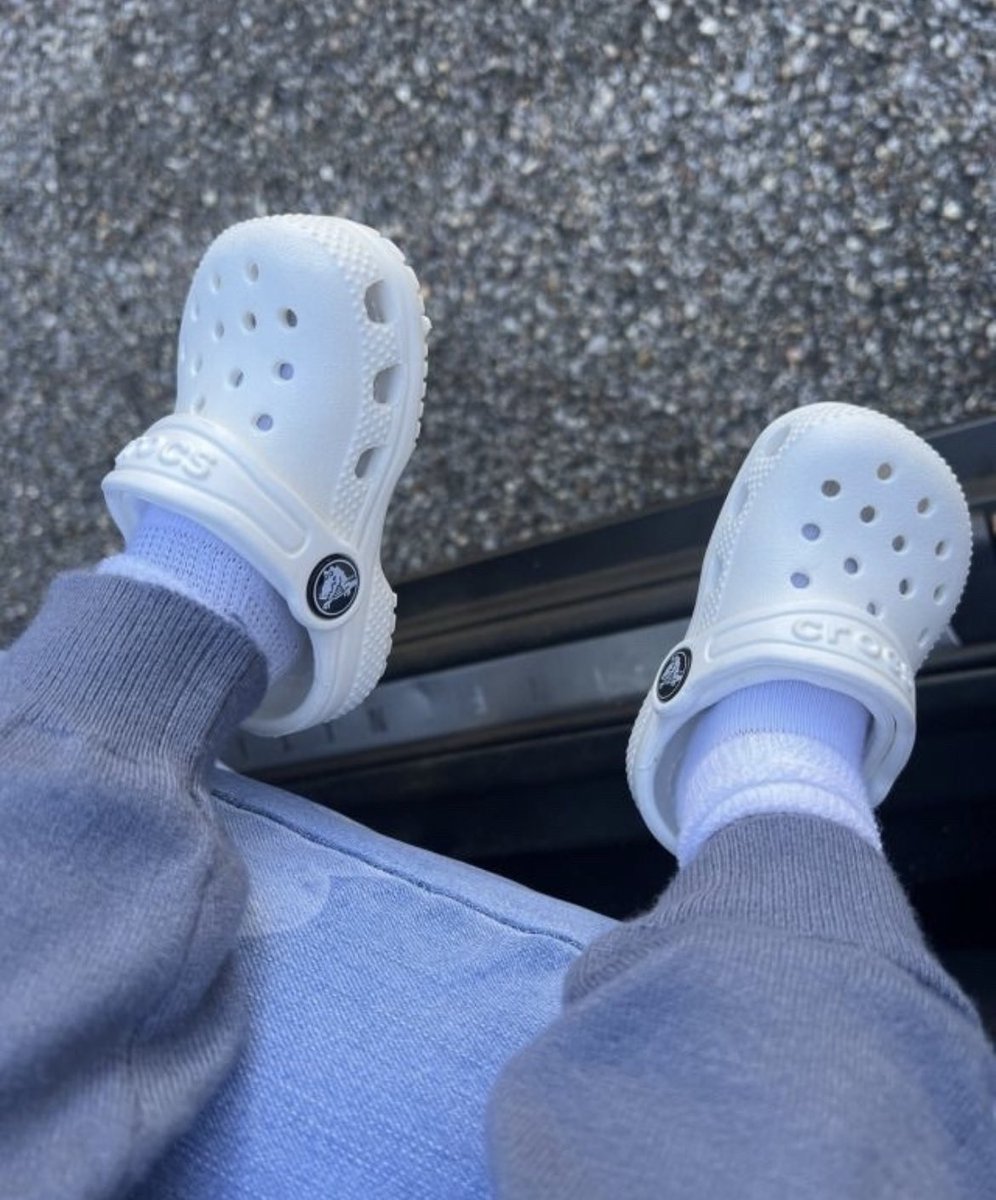 AdeebS22's tweet photo. These baby crocs are tooo cute man https://t.co/VpKRqIRQYZ