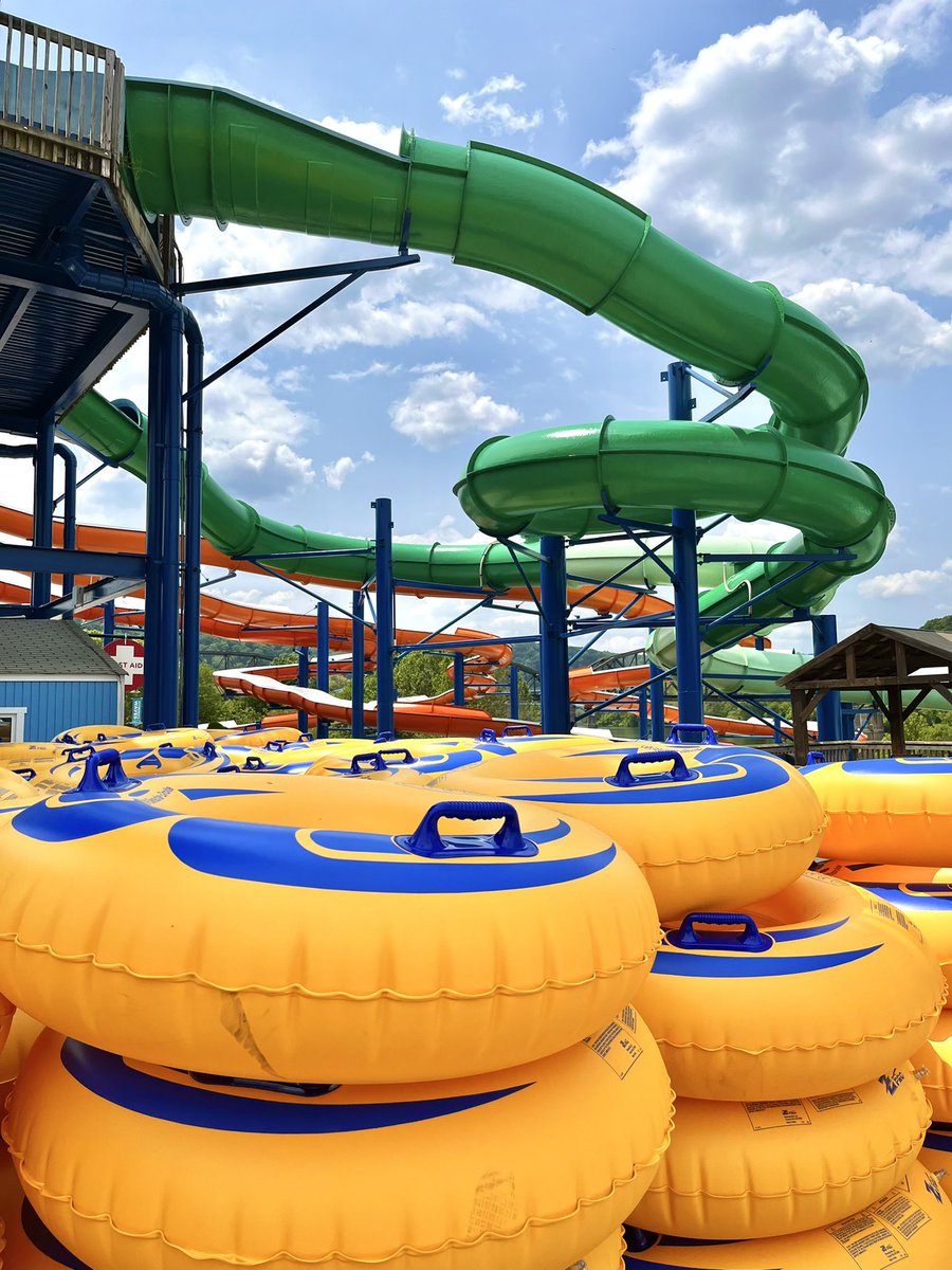 Sandcastle Waterpark tweet media