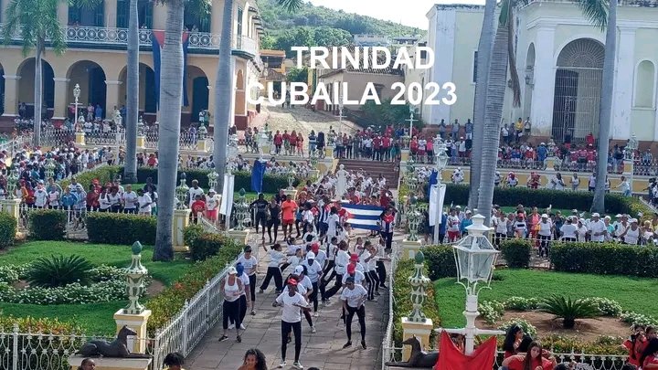 Desborde de cubanía en Trinidad #SanctiSpíritusEnMarcha #CubaMined #CabaiguánEduca