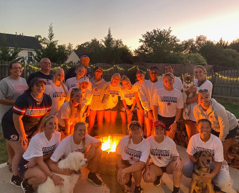 louisburg_sb's tweet photo. Thank you hurricane fans for the support and love you have shown to us this season! 

#rollcanes🌪 https://t.co/mUfGvSShFq