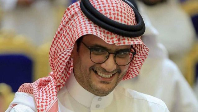 الرجال الي تخدم بلدها في الجبهه مو انت الي تتشمت وتقزم وتغلط ع  مسلي المؤدب المحترم وع جمهور شريف نزيه كل هذا من اجل ايش ….؟نتمنى ان تكون عبره لكل اعلامي ولكل من لم يتربى ان يربيه القانون صيح الله يزيدك