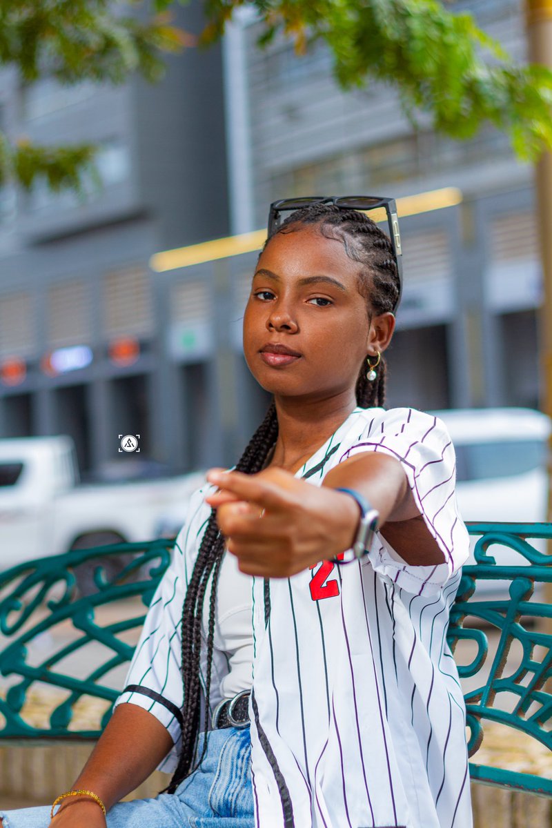 AhmadinaSaliou_'s tweet photo. Shooting en ville 🌞

Cp📸 @AhmadinaSaliou_ 
Modèle👩‍🦰 @Khadijaa_Diallo https://t.co/6C0lRRTlZv