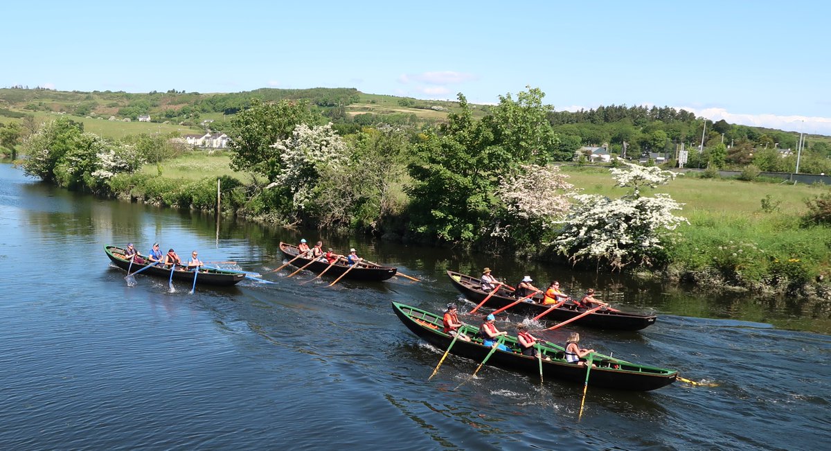 What a morning on the #riverIlen as the wonderful #BaltimoreWoodenBoatFestival rowing race took place outside our window. #Irishheritage in action!  #currach #woodenboats #marineheritage @purecork